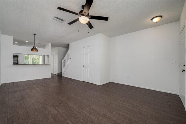 Building Photo - 29930 Playa Del Rey Ln