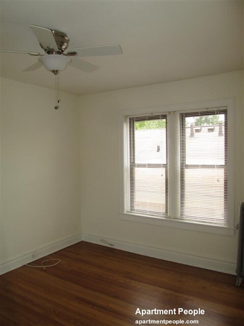 Foto del edificio - 1406 Elmwood Ave