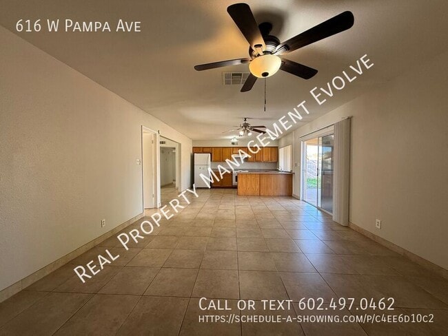 Building Photo - 616 W Pampa Ave
