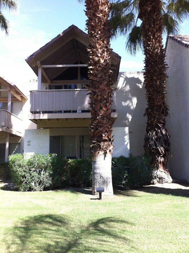 Upper - 78130 Cortez Ln