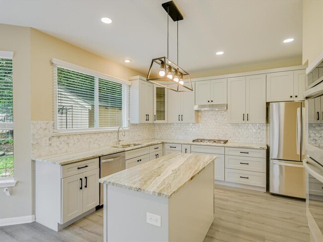 Building Photo - 306 Bryce Canyon Dr