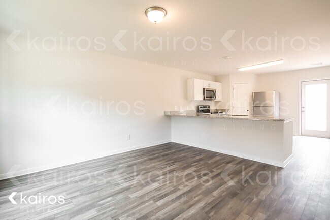 Foto del edificio - 15569 Briar Forest Dr.