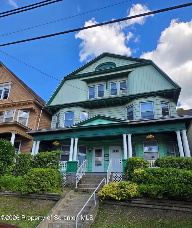 Building Photo - 712-712 Prescott Ave