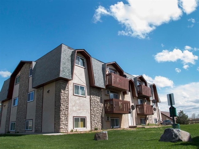 Building Photo - Great Plains Apartments