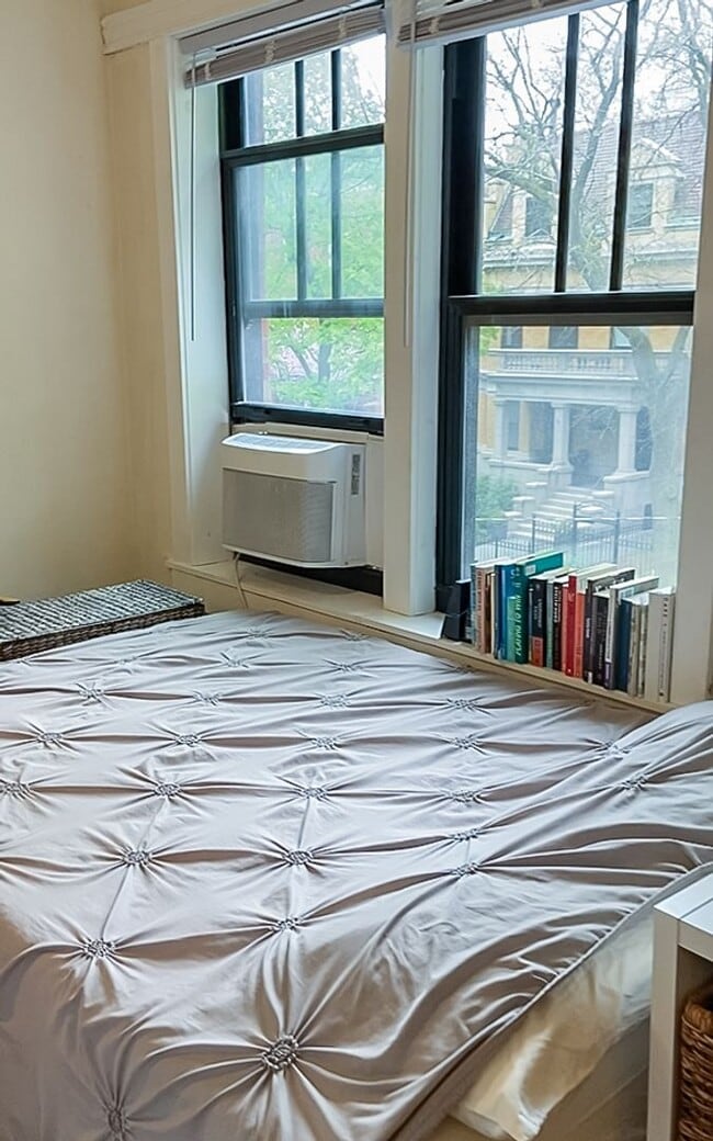 Building Photo - 643 W Arlington Pl