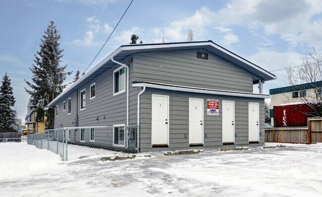 Foto del edificio - 818 E 10th Ave