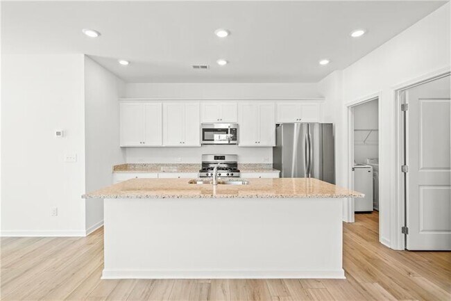 Building Photo - 1588 Hay Patch Ln