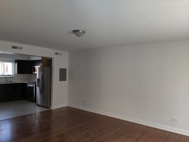 Foto del edificio - 1610 W Jarvis Ave