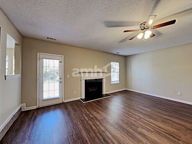 Foto del edificio - 4760 Duration Ct