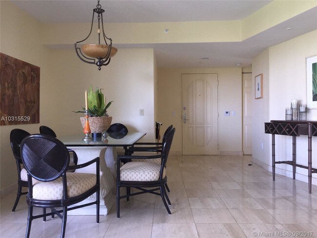 Foto del edificio - 3370 Hidden Bay Dr