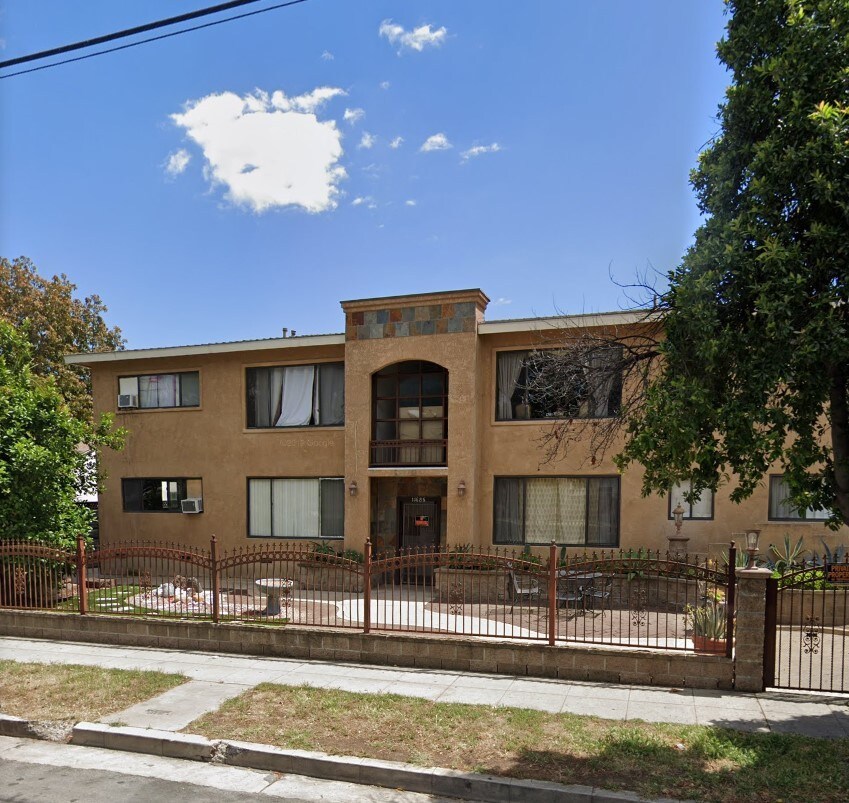 11686 Chandler Blvd Unit C, Los Angeles, CA 91601 Apartment for Rent