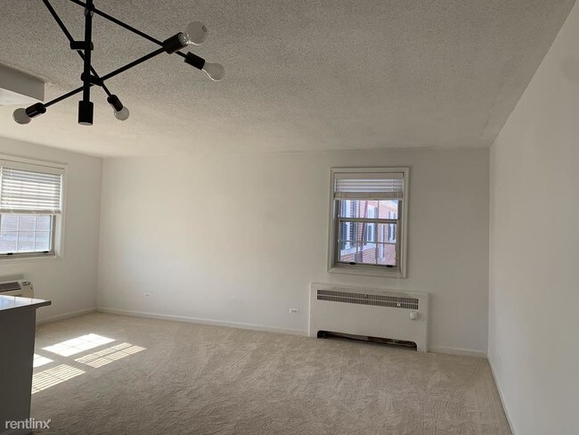 Building Photo - 4364 N Pershing Dr