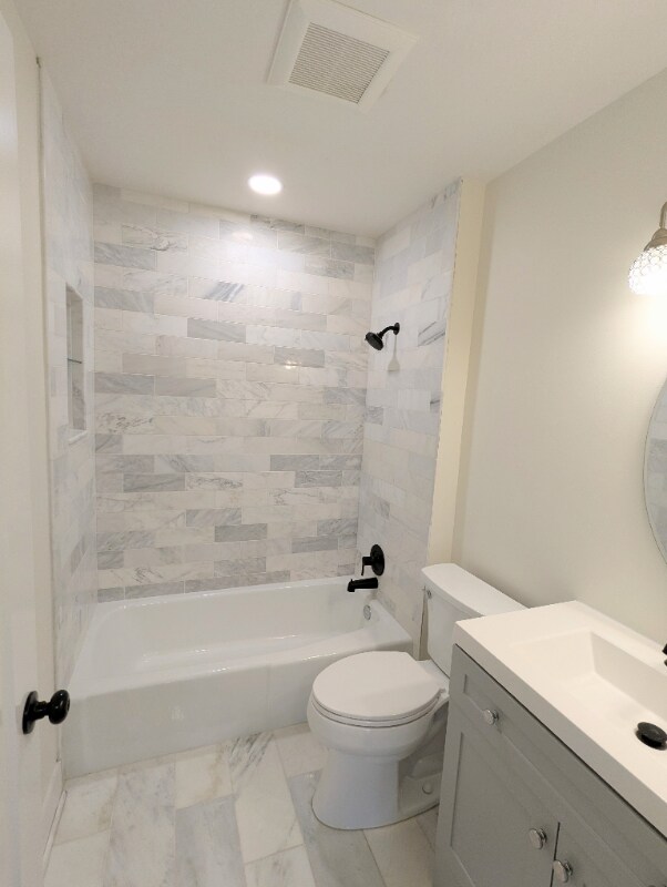 Building Photo - 4248 Regent Ave N