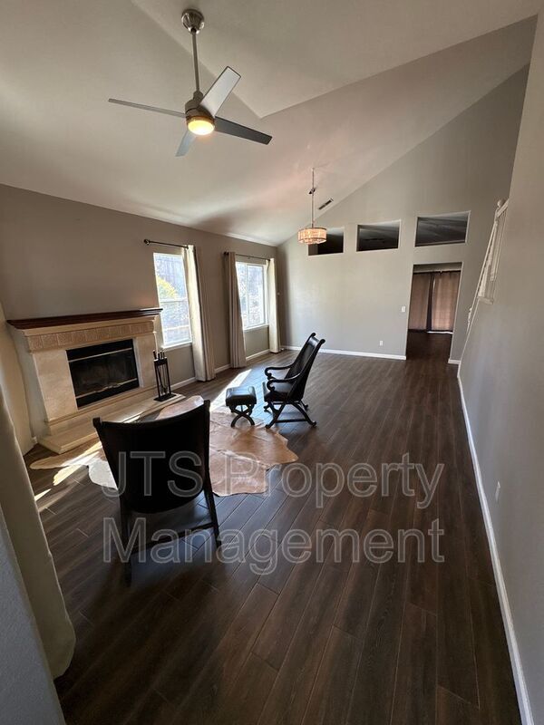 Building Photo - 6521 Turnstone Way