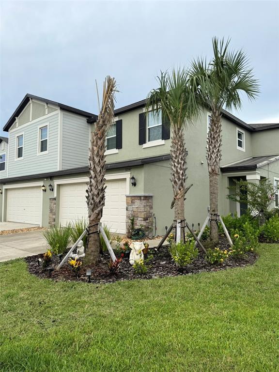 Building Photo - 32142 Spiceberry St