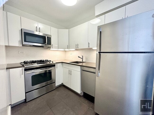 Foto del edificio - EAST 63 STREET