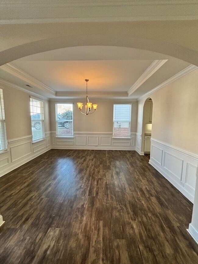 Foto del edificio - T.R. Lawing Realty Property