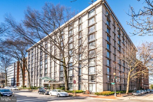 Foto del edificio - 940 25th St NW