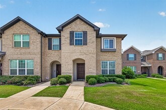 Building Photo - 8033 Scanlan Trl