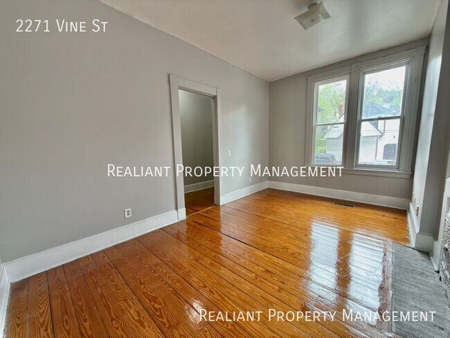 Foto del edificio - 2271 Vine St