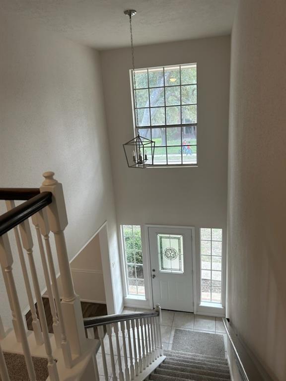 Building Photo - 4223 Heathfield Dr