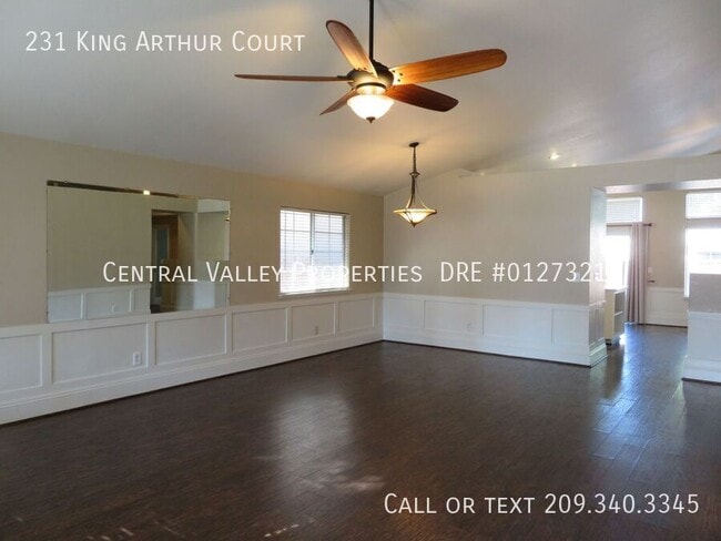 Foto del edificio - 231 King Arthur Ct