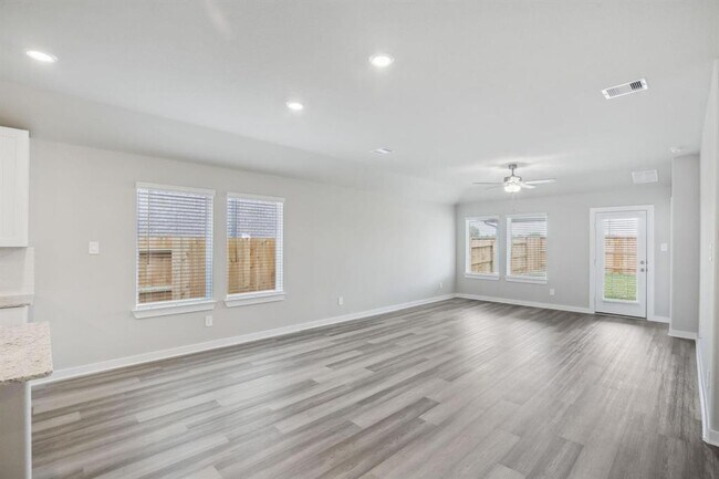 Building Photo - 3030 Marble Wy