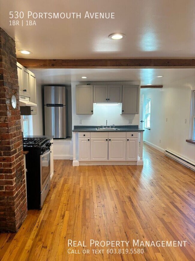 Foto del edificio - 530 Portsmouth Ave