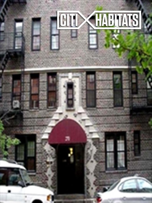 Foto del edificio - 270 W 11th St