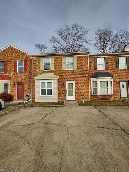 Building Photo - 2043 Allison Dr