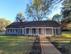Building Photo - 8403 Pine Valley Ln