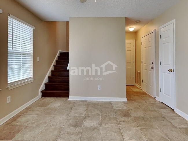 Building Photo - 3826 Tidewater Way NW
