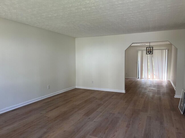 Foto del edificio - 2644 Fieldstone View Ln SE