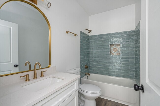 Foto del edificio - 637 E Anderson St