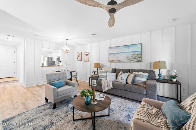 Building Photo - 2083 Sandpiper Ct