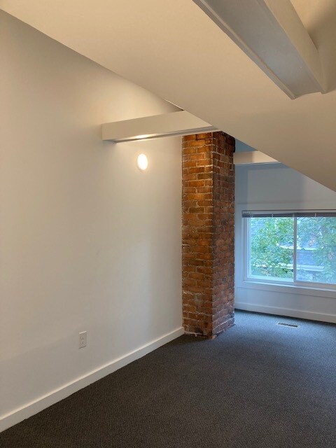 Foto del edificio - 807 McKinley Ave