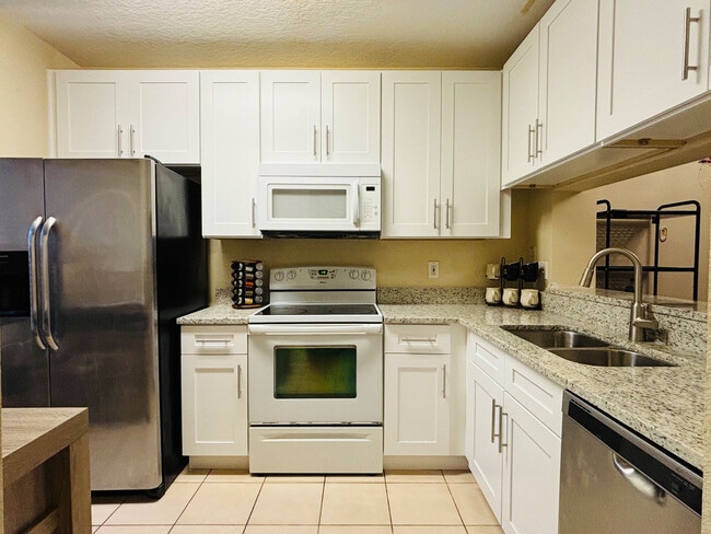 Foto del edificio - 2865 Woodlands Park Ct