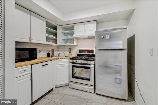 Foto del edificio - 623 5th St NE