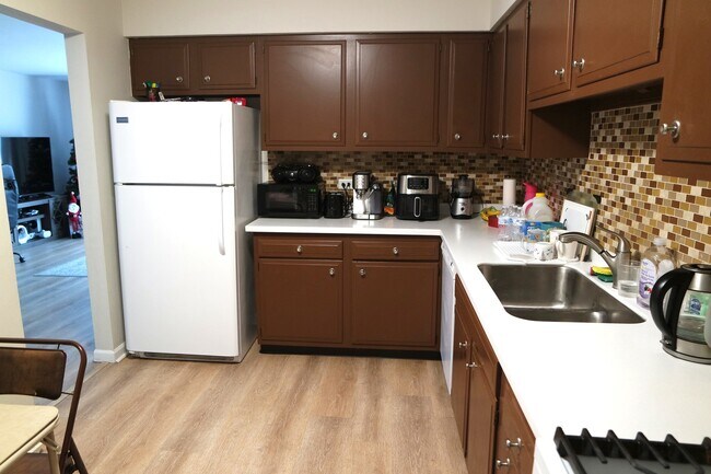 Foto del edificio - 10381 Dearlove Rd