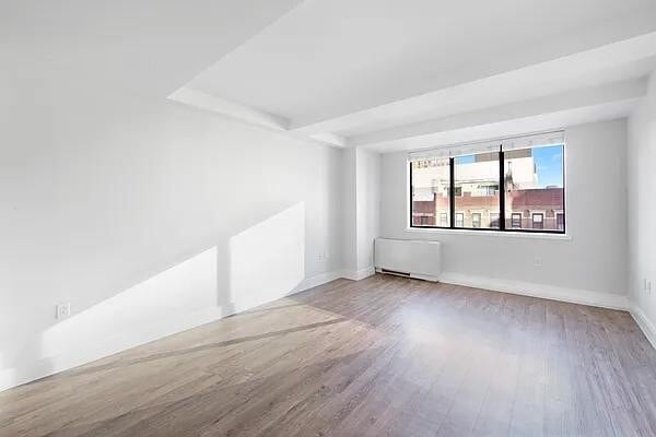 Building Photo - 333 E 91st St