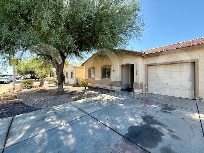 Building Photo - 6832 N 81st Dr