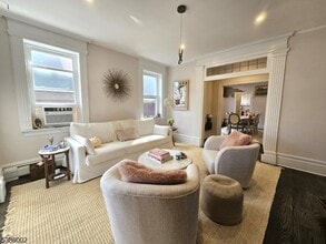 Building Photo - 30 The Crescent