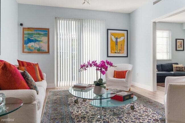 Foto del edificio - 3 br, 2 bath House - 250 NE 3rd Ave # 1412