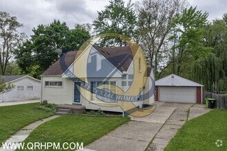 Building Photo - 709 Elmwood Dr