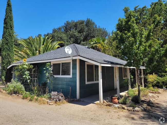 Building Photo - 5455 Bolsa Rd