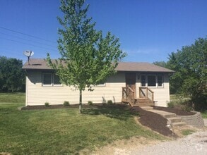 Building Photo - 5910 Spring Ct