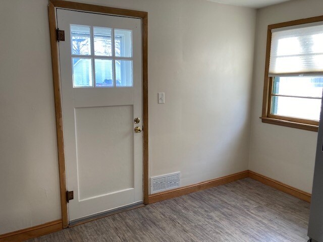 Foto del edificio - 922 E 3rd St