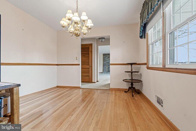 Foto del edificio - 6219 Groveland Rd