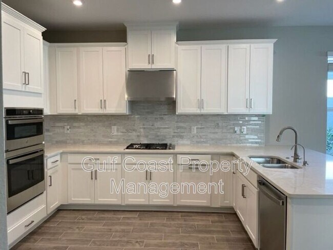 Foto del edificio - 15344 Isla Palma Ln