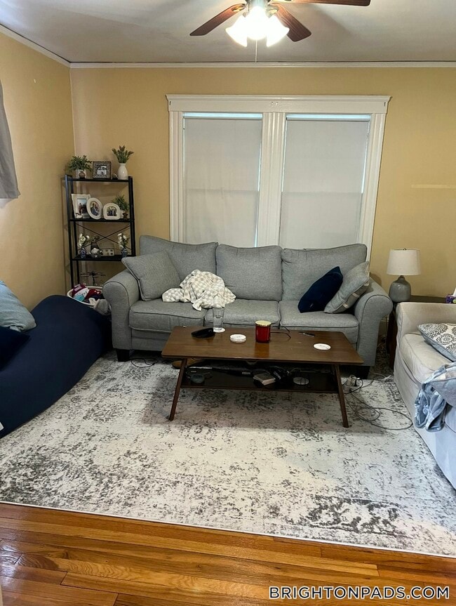 Building Photo - 81 Cresthill Rd